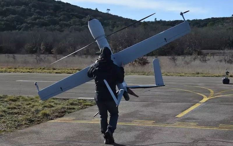 Универсальный БПЛА вертикального взлета Flexrotor для разведки и длительных миссий,  продолжительность полета до 14 часов