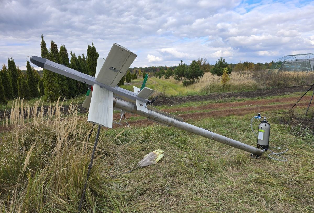 Новый украинский дрон Flycat с ИИ-наведением сам находит и уничтожает цели, не зависит от GPS